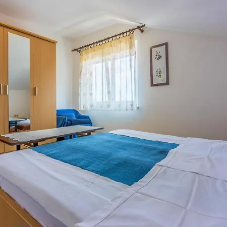 Ferienwohnung Fuer 5 Personen Ca 84 Qm In Crikvenica, Kvarner Bucht Und Umgebung Lejlighed